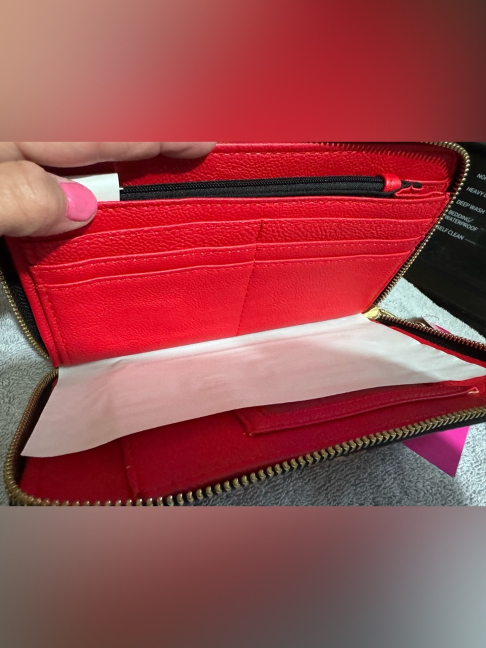 Betsey Johnson dachshund clutch - Picture 4 of 5